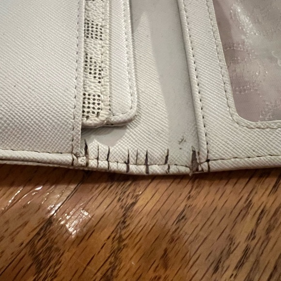 Michael Kors Trifold Wallet with Checkbook Insert - Picture 8 of 12